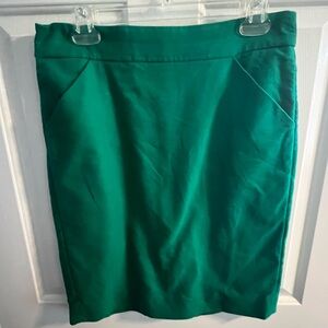 Elegant Green Women's Skirt